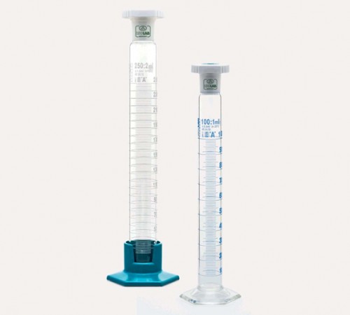 Graduated Cylinders With Lid 016 01 050 Isolab